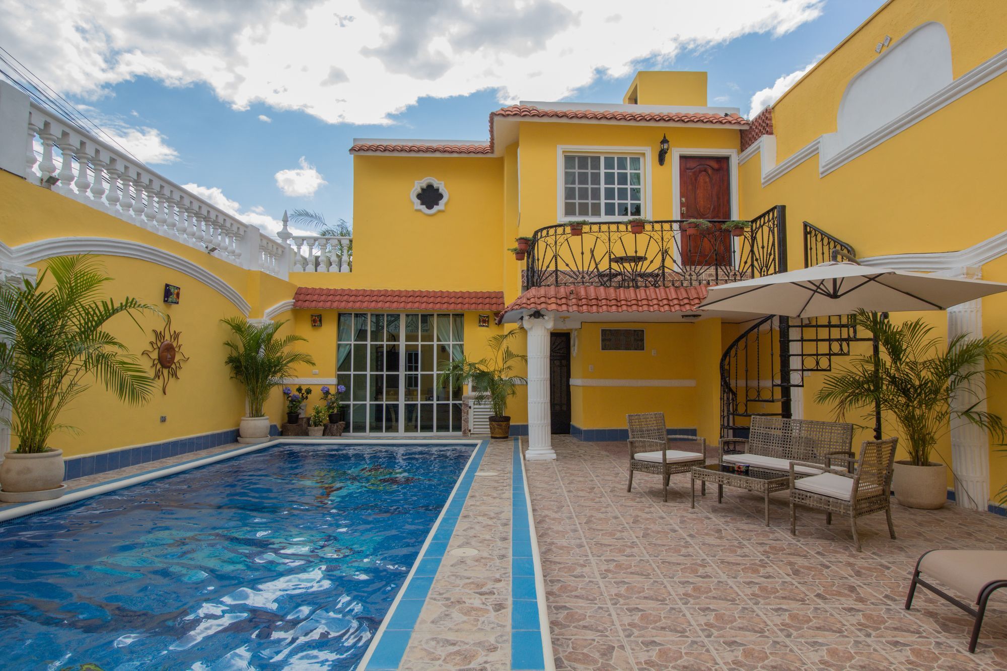 Mayan Sun - Bed And Breakfast Merida Exterior photo